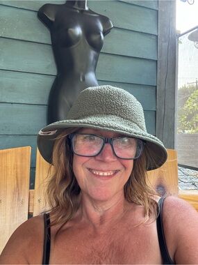 Meet your Posher, Sara